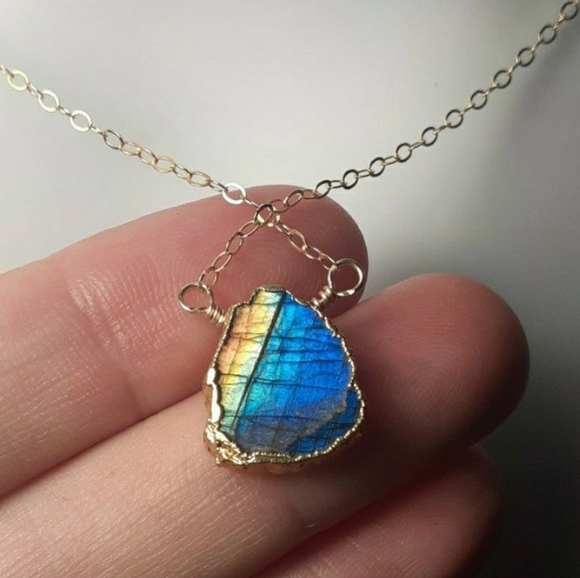 LABRADORITE & 14K GF NECKLACE - Picture 7 of 9